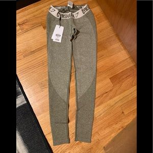 Gymshark Flex Leggings XS Khaki/Sand